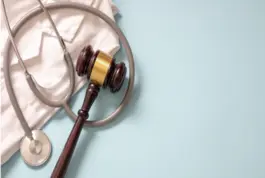 Experto en Derecho Sanitario