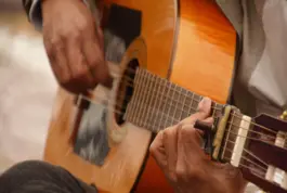 Música Española del Siglo XX e Introducción a la Música en Creaciones Audiovisuales