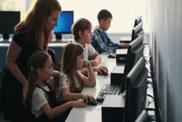 Especialista en Educación, TIC y Patrimonio Cultural