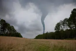 Protección Civil Actuación ante Huracanes, Ciclones y Tornados