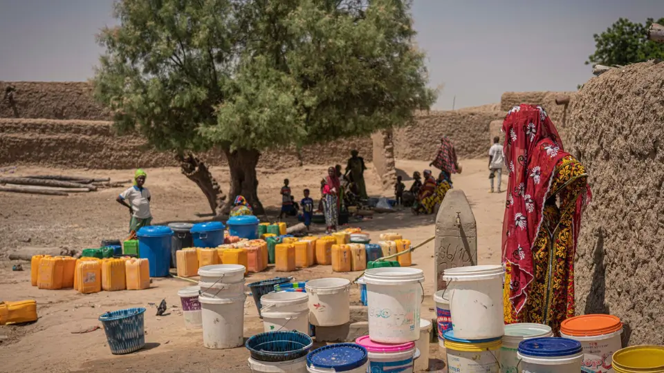 master-online-ayuda-cooperacion-humanitaria