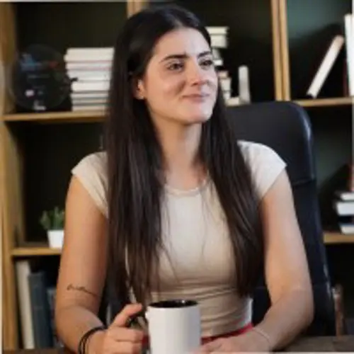 María
